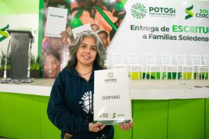 JUAN MANUEL NAVARRO CONSOLIDA PROTECCIÓN PATRIMONIAL DE LAS FAMILIAS CON PROGRAMA DE ESCRITURACIÓN