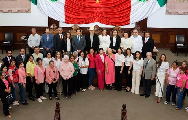 Luz Elena Morales Núñez pide concientizar sobre la detección oportuna del cáncer de mama