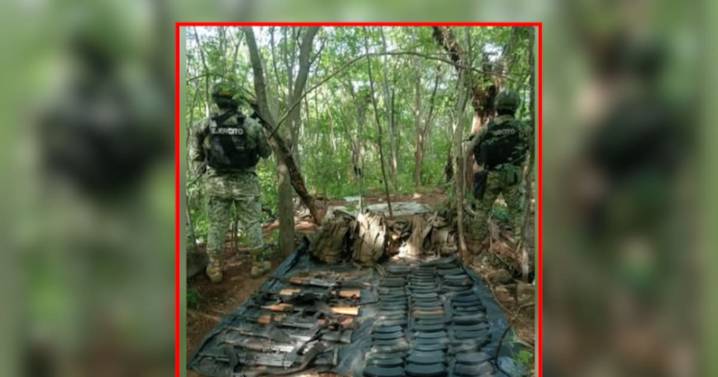 Hallan arsenal en Sinaloa: Ejército y autoridades aseguran 8 armas largas y más de mil cartuchos en zona rural