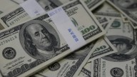 Peso pierde atento a tensiones comerciales EU