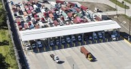 Trump retiene más de 40 mdd a California por normas de dominio del inglés para camioneros