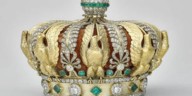 La corona de la emperatriz Eugenia vuelve al Louvre tras el robo: así es la joya histórica de la aristócrata española