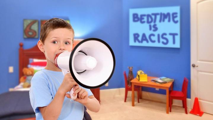 Five-Year-Old Starts 'Abolish Bedtime' Movement