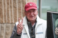 El Rey Juan Carlos I regresa este miércoles a España en plena promoción de sus memorias