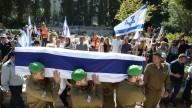 Israel llama a Hamás a cumplir con el acuerdo de tregua y entregar a los rehenes muertos