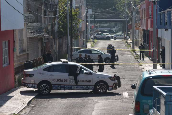 Abandonan el cadáver de una mujer dentro de un carrito de supermercado en El Carmen