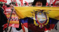 Ecuador: Protestas cumplen un mes sin acercamiento ni diálogo entre Gobierno e indígenas 