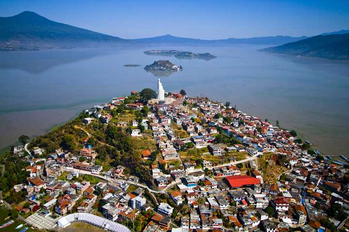 Refuerzan modelo de gestión ambiental de comunidades de Pátzcuaro