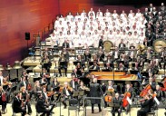 El Orfeón brilló en el enérgico 'Carmina Burana' que regaló a sus socios