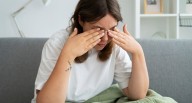El 70% de peruanos desconoce que el ojo seco es una enfermedad y convive con molestias sin atenderse