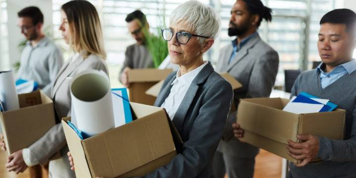 Everyone thinks AI is replacing factory workers, but Amazon's layoffs show it's coming for middle management first