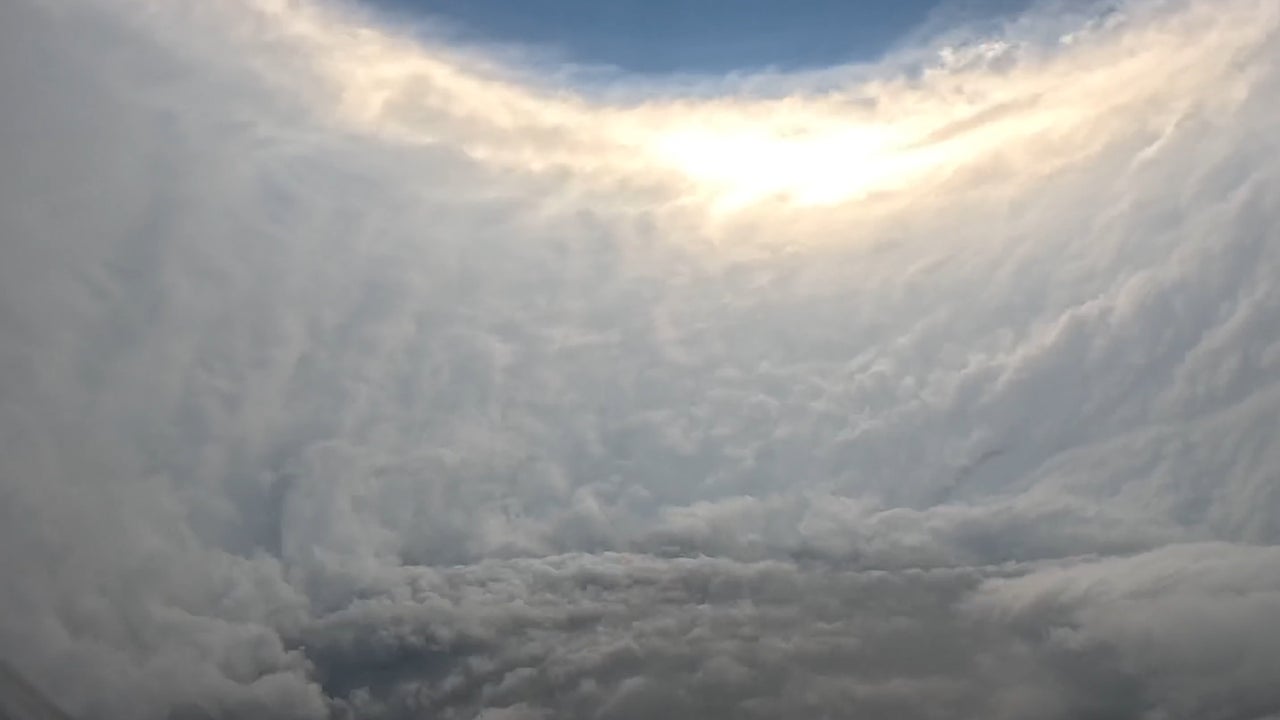 Así se ve, desde el interior, la tormenta del siglo provocada por el huracán Melissa