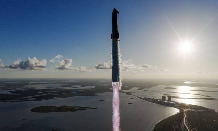SpaceX aces Starship’s 11th launch with success in every mission objective