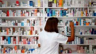 El Gobierno eliminó un control clave de la Anmat para importar medicamentos: ¿bajarán los precios en las farmacias?