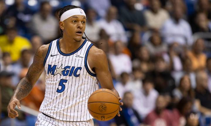 El Magic remonta para derrotar al Heat en el juego de pretemporada de la NBA en Puerto Rico