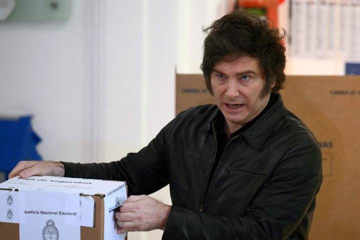 Comicios legislativos en Argentina ponen a prueba la gestión del presidente Javier Milei