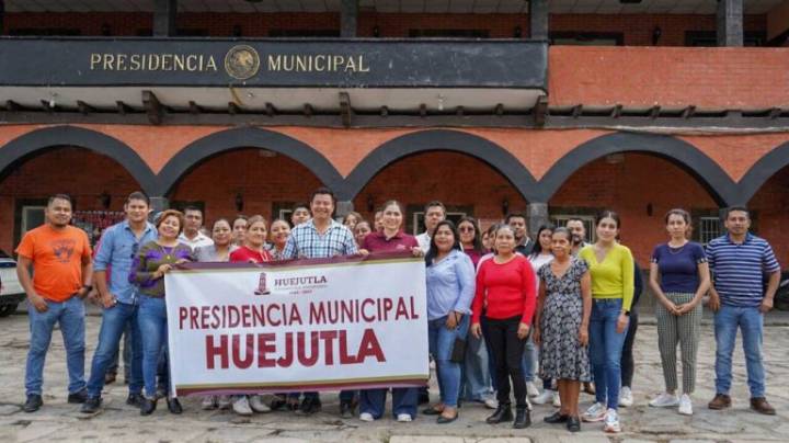Encabeza DIF Huejutla entrega de ayuda humanitaria