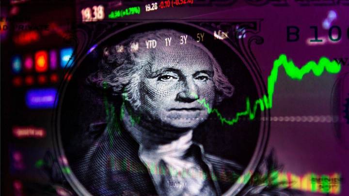 El dólar mayorista vuelve a caer y los futuros se hunden hasta casi 7% tras la intervención del Tesoro de EEUU