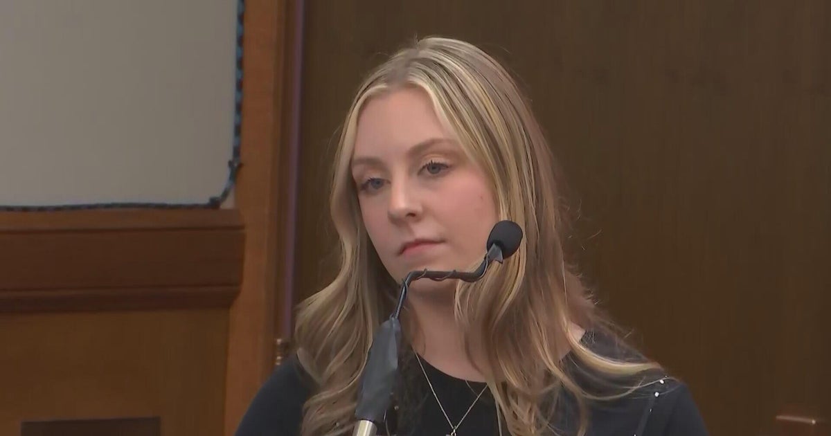 Abby Zwerner, teacher shot by 6-year-old student at school, testifies about shooting: "I thought I had died"