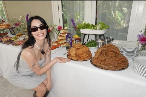 Anita Espósito le cerró la boca a los haters por la "torre de milanesas" de Lali y contó quién pidió ese plato