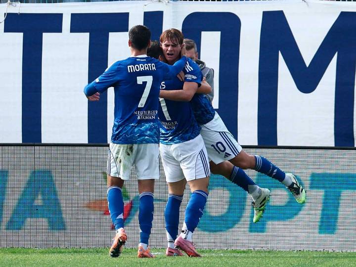Nico Paz da histórico triunfo al Como sobre Juventus
