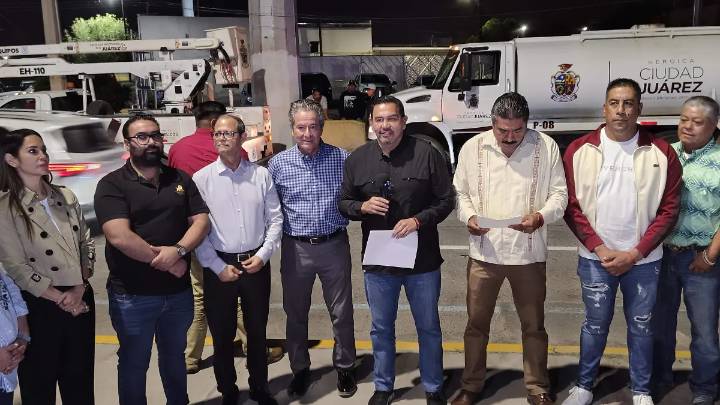 Encabeza Cruz Pérez Cuéllar cruzada y bacheo nocturno para mejorar la ciudad