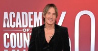 Keith Urban Ditches Wedding Ring In First Sighting Since Divorce