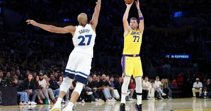 Luka Doncic scores 49 to extend his sizzling season start in Lakers' 128