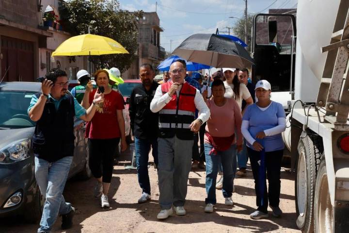 Alcalde Enrique Galindo impulsa histórica modernización de la colonia Mártires de la Revolución