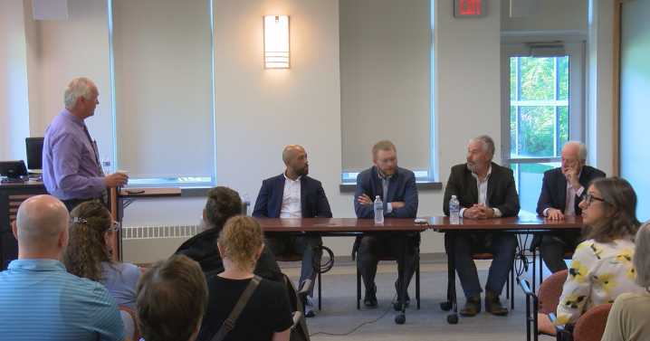 Wisconsin Democracy Defense Project talks election reform with locals at UW