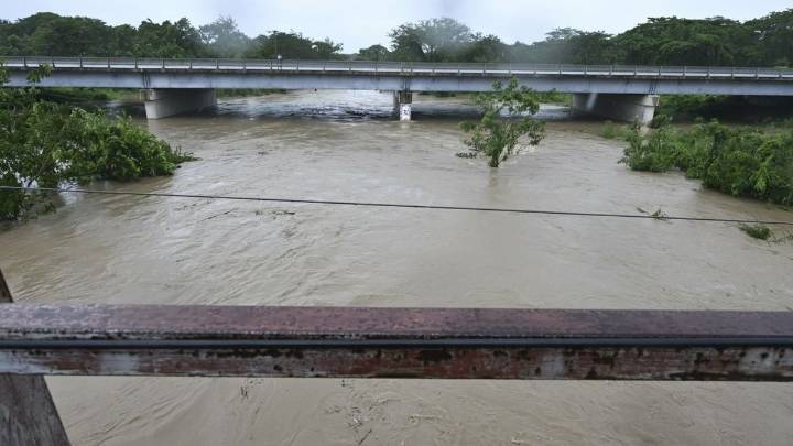¿Por qué el huracán Melissa ha sido uno de los más potentes y devastadores de la historia?
