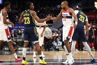 Deadspin | Khris Middleton's return to Milwaukee highlights Wizards-Bucks opener