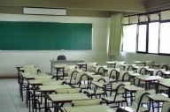 Los docentes se manifiestan / Este miércoles jornada y el martes 14 paro