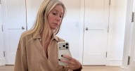 Gwyneth Paltrow Proves Minimalism Works in New Mirror Selfie