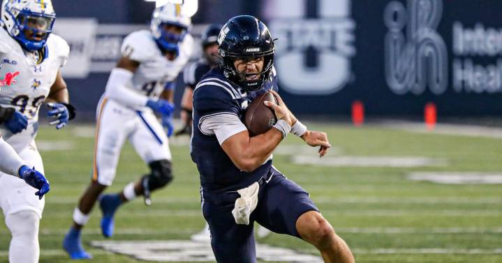 Utah State travels to Hawaii aiming to finish MW era undefeated against Warriors