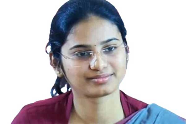 Warangal’s Pride: Ettaboyina Sai Shivani secures all India rank 11 in UPSC without coaching