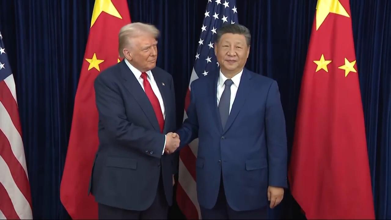 Trump cuts tariffs on China after meeting Xi in South Korea, AP explains