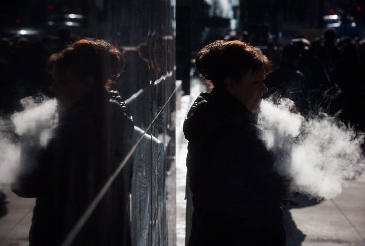 British Columbia tables historic legislation to target vaping advertising