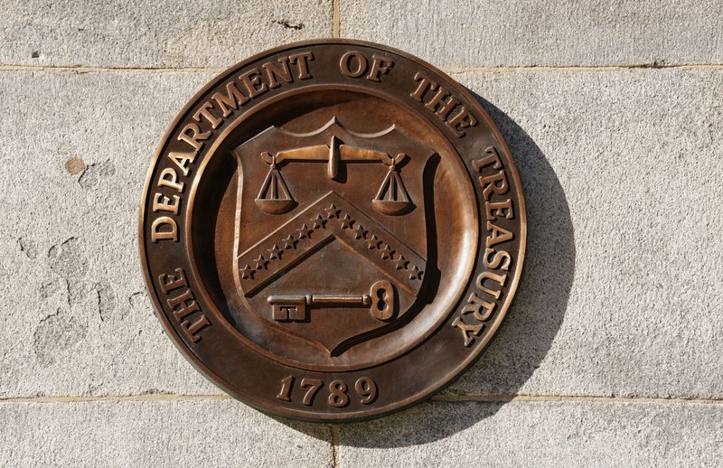 US imposes sanctions on China refinery, others for Iran oil purchases