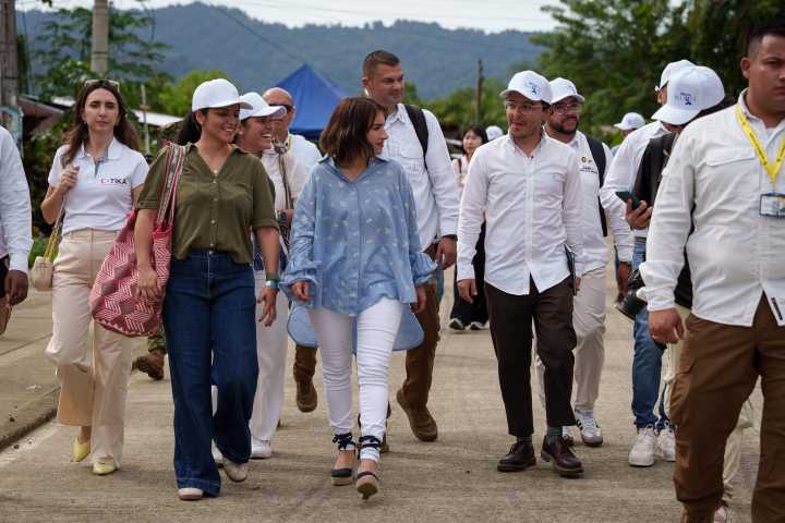 “En Nuquí, nace el país de la belleza”: Canciller Laura Sarabia en el lanzamiento de Misión Nuquí.