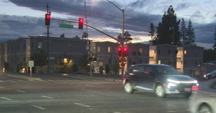 San Jose installing red light cameras as number of traffic fatalities nears 30