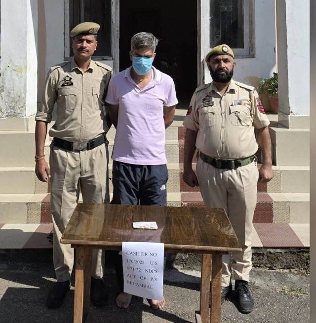 J&K Police Constable held with heroin