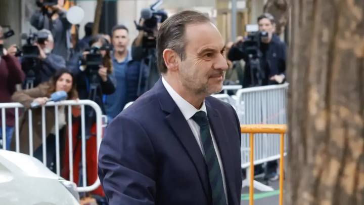 El juez rechaza enviar a Ábalos a prisión