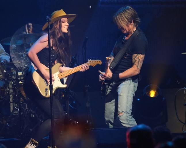 Keith Urban changes song lyrics ‘about Nicole Kidman’ to shout out female band member