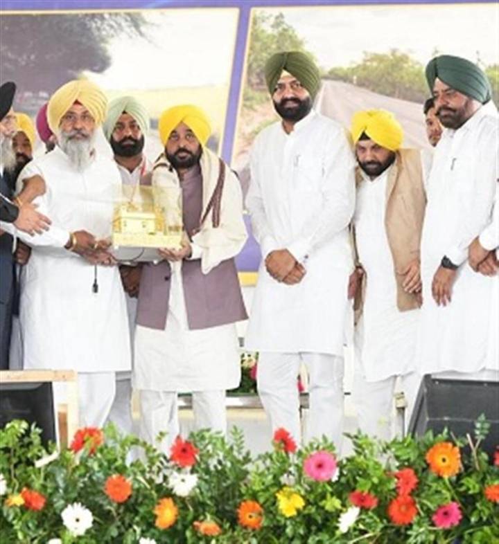 CM’s festival bonanza to Punjabis, Launches Scheme to construct  19,491Km link roads of 4,150Cr