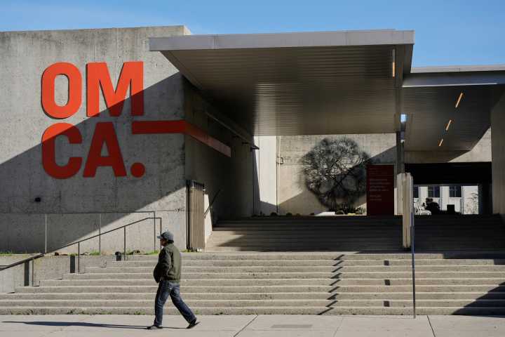 Over 1,000 items and artifacts stolen in heist from museum collection in California