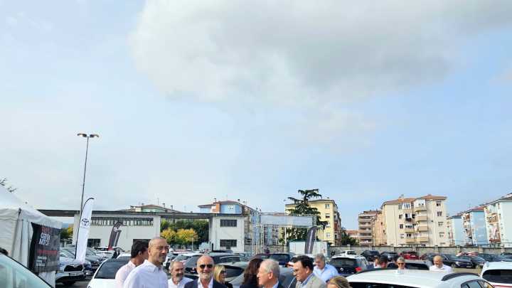 La gran feria del coche de ocasión de Cantabria abre sus puertas en Torrelavega