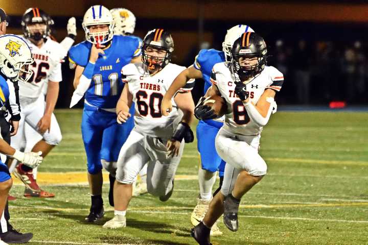 Photo gallery: Chapmanville defeats Logan, 42