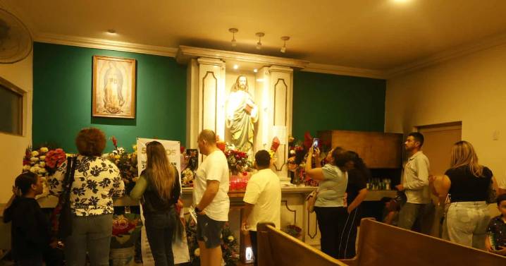 Feligreses celebran a San Judas Tadeo en su día en Hermosillo