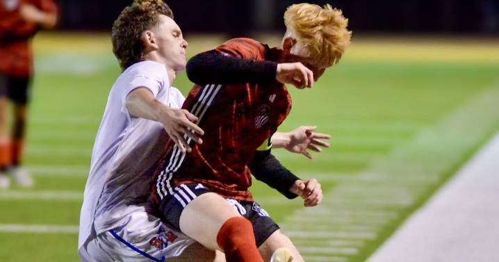 Southwestern falls to Wayne in district title clash